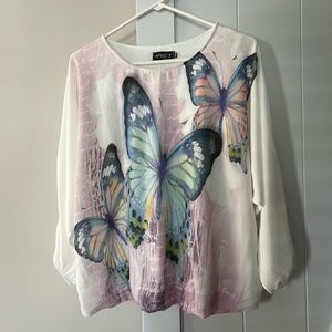 Butterfly print top size S/M